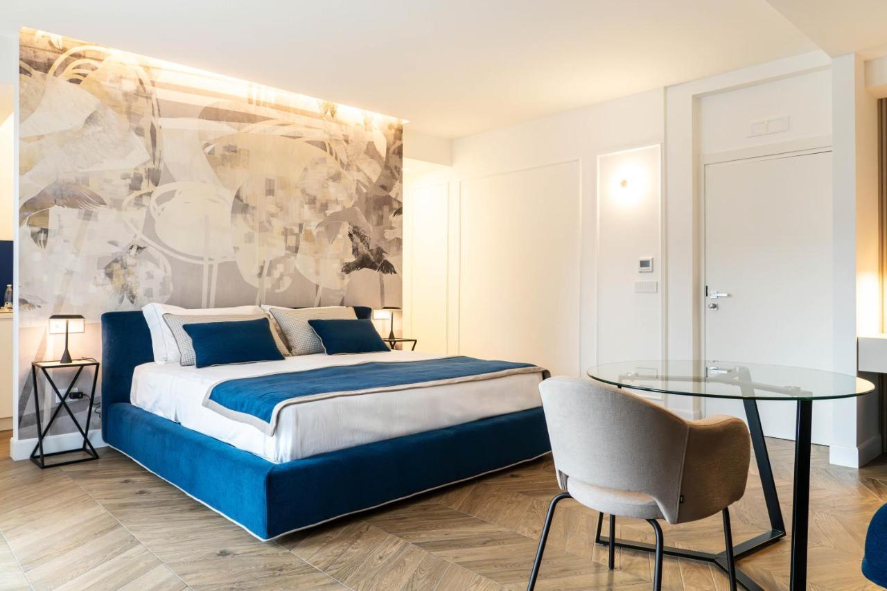 バーリDonna Giacinta Blu Luxury Flatアパートメント エクステリア 写真